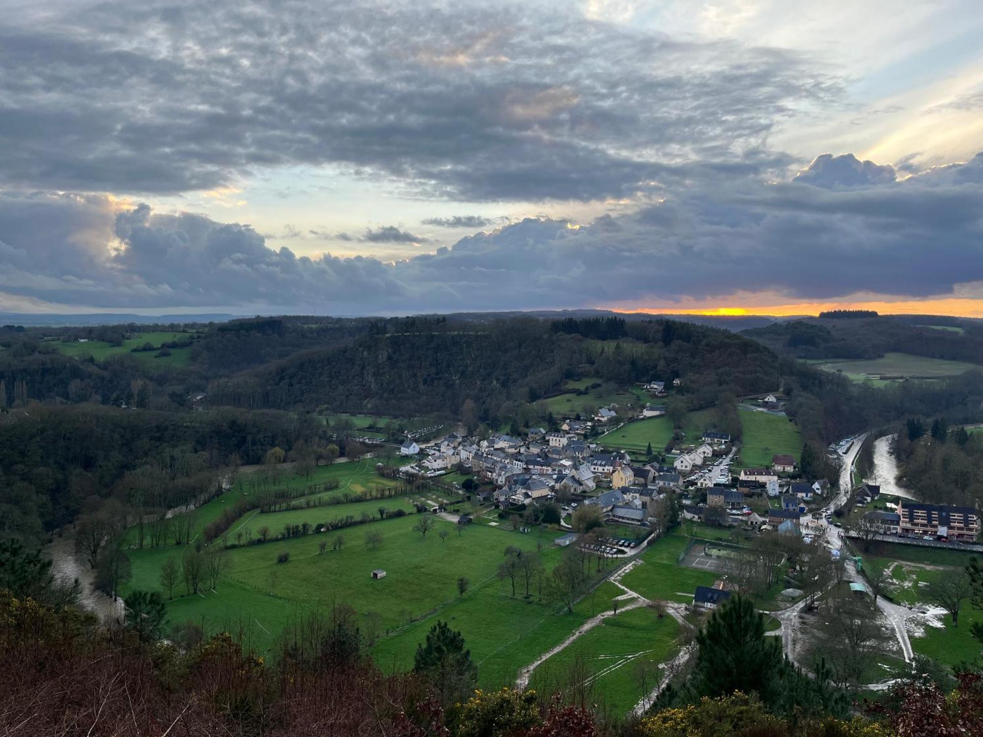 Вилла Maison De Campagne - St Ceneri - Alpes Mancelles Saint-Pierre-des-Nids Экстерьер фото